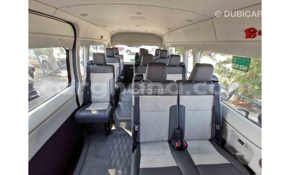 Buy Import Toyota Hiace Other Car in Import - Dubai in Ashanti Buy Import Toyota Hiace Other Car in Import - Dubai in Ashanti