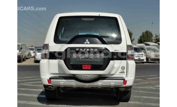 Sayi Imported Mitsubishi Pajero White Mota in Import - Dubai a Ashanti Sayi Imported Mitsubishi Pajero White Mota in Import - Dubai a Ashanti