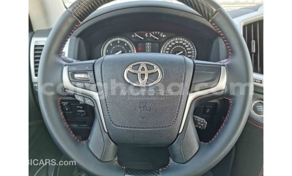 Ra Imported Toyota Land Cruiser funfun Ọkọ̀ in Import - Dubai ni Ashanti Ra Imported Toyota Land Cruiser funfun Ọkọ̀ in Import - Dubai ni Ashanti
