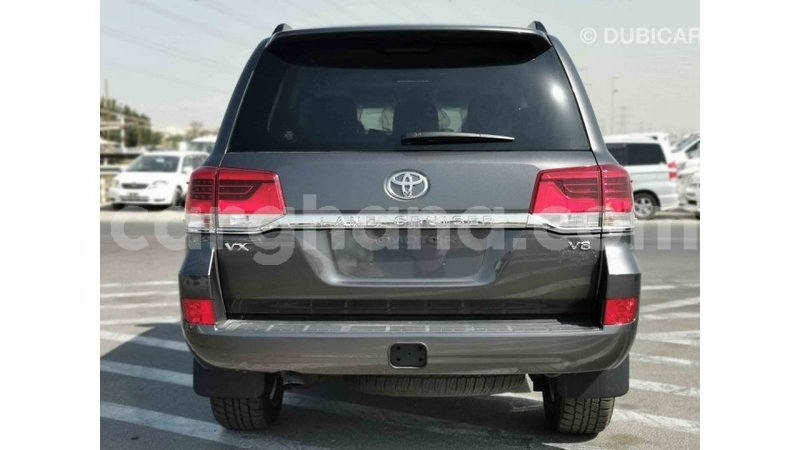 Big with watermark toyota land cruiser ashanti import dubai 21093