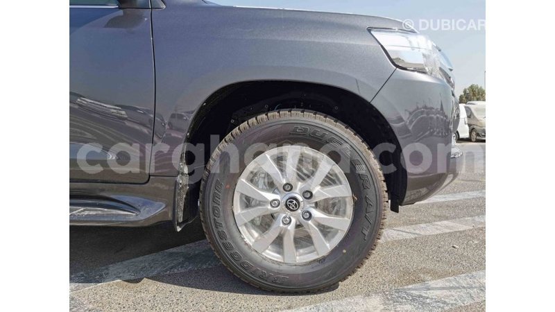 Big with watermark toyota land cruiser ashanti import dubai 21093