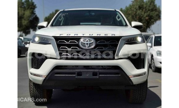 Buy Import Toyota Fortuner White Car in Import - Dubai in Ashanti Buy Import Toyota Fortuner White Car in Import - Dubai in Ashanti