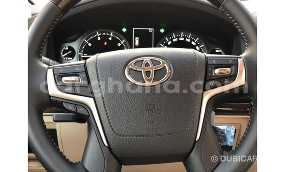Ra Imported Toyota Land Cruiser Alagara Ọkọ̀ in Import - Dubai ni Ashanti Ra Imported Toyota Land Cruiser Alagara Ọkọ̀ in Import - Dubai ni Ashanti