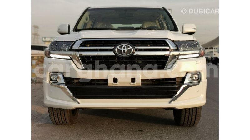 Big with watermark toyota land cruiser ashanti import dubai 21115