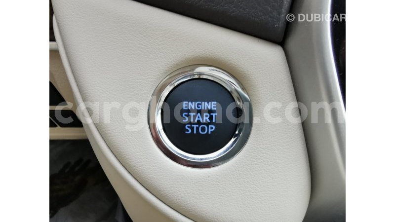 Big with watermark toyota land cruiser ashanti import dubai 21115