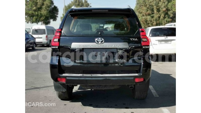 Big with watermark toyota prado ashanti import dubai 21117