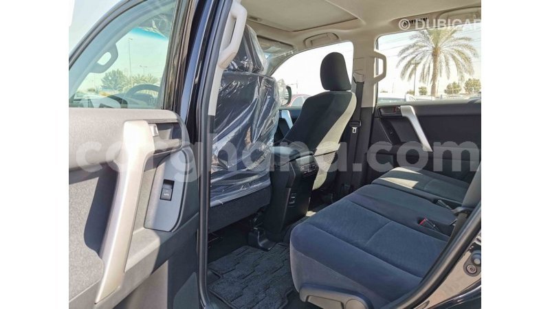 Big with watermark toyota prado ashanti import dubai 21117