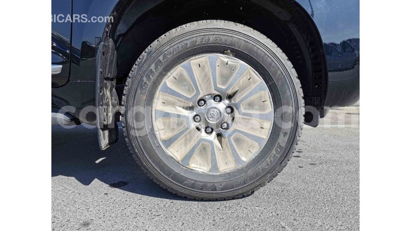 Big with watermark toyota prado ashanti import dubai 21117