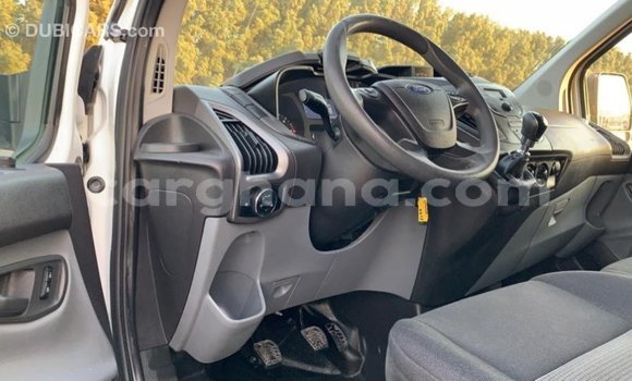 Sayi Imported FORD MUSTANG White Mota in Import - Dubai a Ashanti Sayi Imported FORD MUSTANG White Mota in Import - Dubai a Ashanti