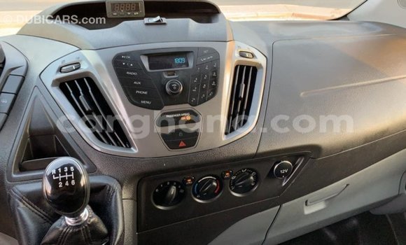 Sayi Imported FORD MUSTANG White Mota in Import - Dubai a Ashanti Sayi Imported FORD MUSTANG White Mota in Import - Dubai a Ashanti