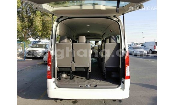 Sayi Imported Toyota Hiace White Mota in Import - Dubai a Ashanti Sayi Imported Toyota Hiace White Mota in Import - Dubai a Ashanti