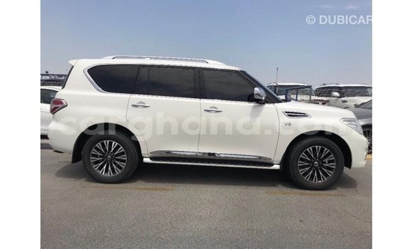 Ra Imported Nissan Patrol funfun Ọkọ̀ in Import - Dubai ni Ashanti Ra Imported Nissan Patrol funfun Ọkọ̀ in Import - Dubai ni Ashanti