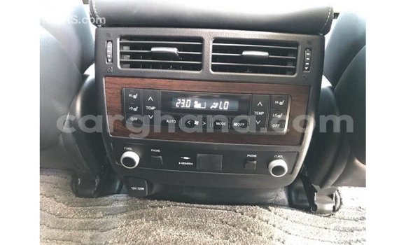 Ra Imported Toyota Land Cruiser funfun Ọkọ̀ in Import - Dubai ni Ashanti Ra Imported Toyota Land Cruiser funfun Ọkọ̀ in Import - Dubai ni Ashanti