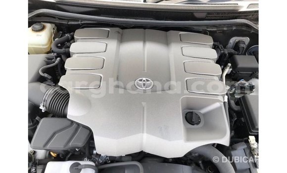 Buy Import Toyota Land Cruiser White Car in Import - Dubai in Ashanti Buy Import Toyota Land Cruiser White Car in Import - Dubai in Ashanti
