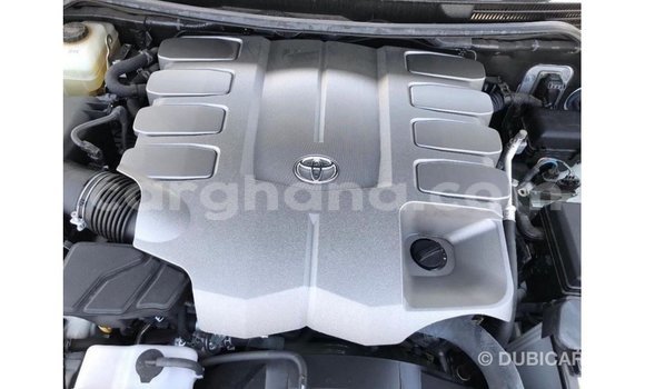 Ra Imported Toyota Land Cruiser funfun Ọkọ̀ in Import - Dubai ni Ashanti Ra Imported Toyota Land Cruiser funfun Ọkọ̀ in Import - Dubai ni Ashanti