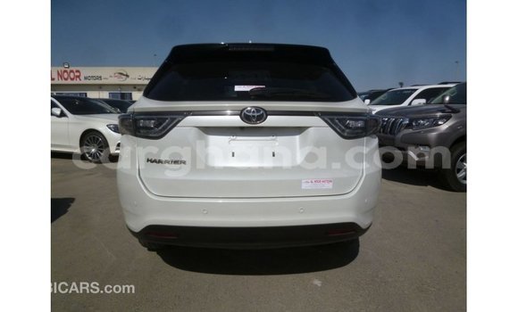 Sayi Imported Toyota Harrier White Mota in Import - Dubai a Ashanti Sayi Imported Toyota Harrier White Mota in Import - Dubai a Ashanti