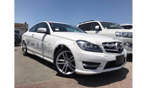 Sayi Imported Mercedes-Benz A200 White Mota in Import - Dubai a Ashanti Sayi Imported Mercedes-Benz A200 White Mota in Import - Dubai a Ashanti