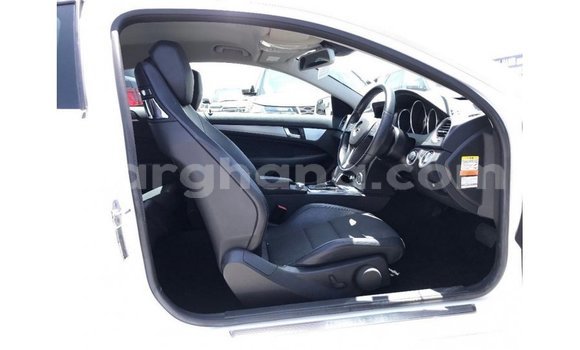 Sayi Imported Mercedes-Benz A200 White Mota in Import - Dubai a Ashanti Sayi Imported Mercedes-Benz A200 White Mota in Import - Dubai a Ashanti