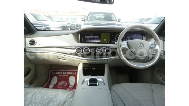 Big with watermark mercedes benz a200 ashanti import dubai 21146