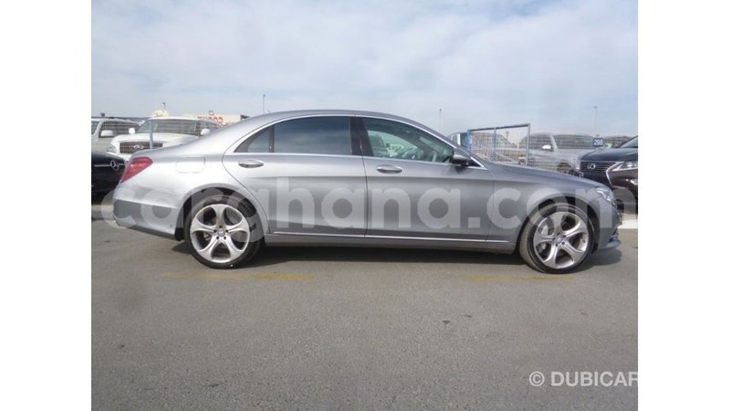 Big with watermark mercedes benz a200 ashanti import dubai 21146