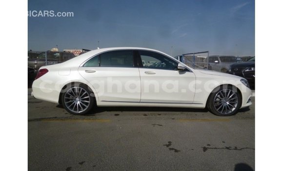 Buy Import Mercedes-Benz A200 White Car in Import - Dubai in Ashanti Buy Import Mercedes-Benz A200 White Car in Import - Dubai in Ashanti