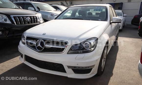 Buy Import Mercedes‒Benz 200 White Car in Import - Dubai in Ashanti Buy Import Mercedes‒Benz 200 White Car in Import - Dubai in Ashanti