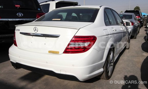 Buy Import Mercedes‒Benz 200 White Car in Import - Dubai in Ashanti Buy Import Mercedes‒Benz 200 White Car in Import - Dubai in Ashanti