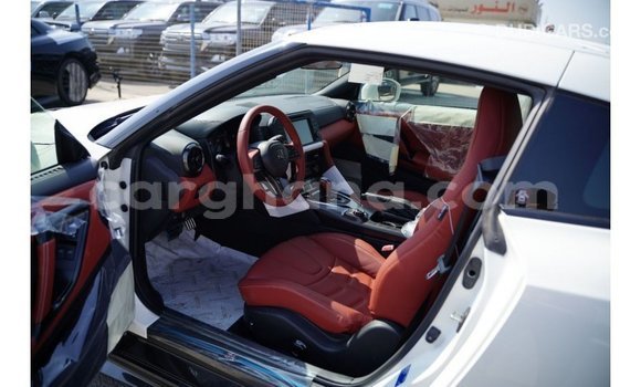 Ra Imported Nissan GT-R funfun Ọkọ̀ in Import - Dubai ni Ashanti Ra Imported Nissan GT-R funfun Ọkọ̀ in Import - Dubai ni Ashanti