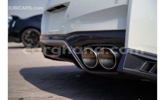 Ra Imported Nissan GT-R funfun Ọkọ̀ in Import - Dubai ni Ashanti Ra Imported Nissan GT-R funfun Ọkọ̀ in Import - Dubai ni Ashanti