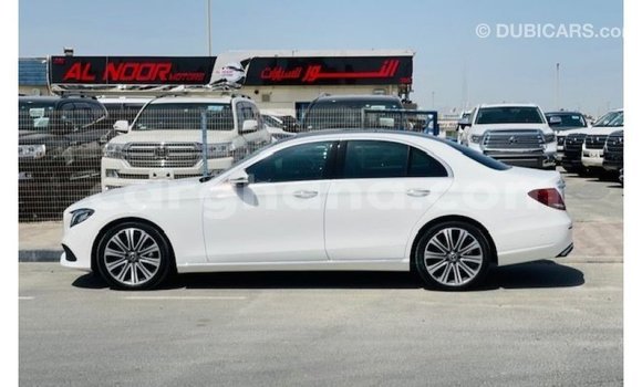 Buy Import Mercedes‒Benz 200 White Car in Import - Dubai in Ashanti Buy Import Mercedes‒Benz 200 White Car in Import - Dubai in Ashanti