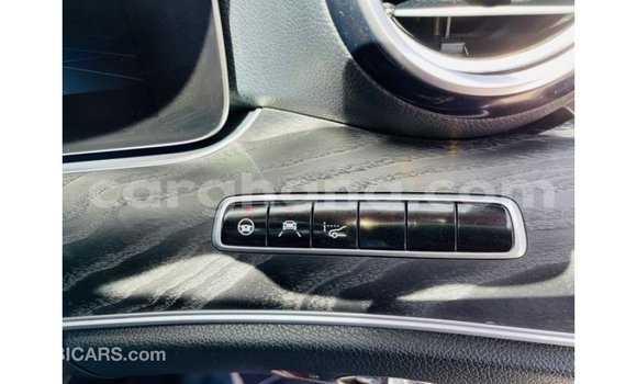 Buy Import Mercedes‒Benz 200 White Car in Import - Dubai in Ashanti Buy Import Mercedes‒Benz 200 White Car in Import - Dubai in Ashanti