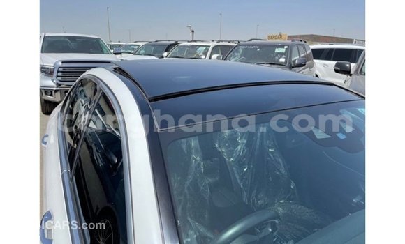 Buy Import Mercedes‒Benz 200 White Car in Import - Dubai in Ashanti Buy Import Mercedes‒Benz 200 White Car in Import - Dubai in Ashanti