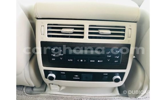 Ra Imported Toyota Land Cruiser funfun Ọkọ̀ in Import - Dubai ni Ashanti Ra Imported Toyota Land Cruiser funfun Ọkọ̀ in Import - Dubai ni Ashanti