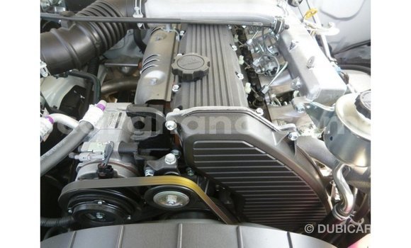 Buy Import Toyota Land Cruiser White Car in Import - Dubai in Ashanti Buy Import Toyota Land Cruiser White Car in Import - Dubai in Ashanti