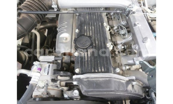 Buy Import Toyota Land Cruiser White Car in Import - Dubai in Ashanti Buy Import Toyota Land Cruiser White Car in Import - Dubai in Ashanti