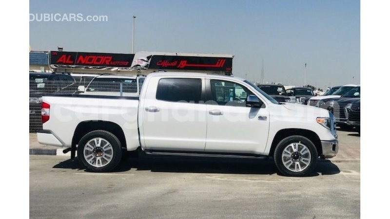 Big with watermark toyota tundra ashanti import dubai 21169