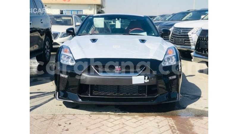 Big with watermark nissan gt r ashanti import dubai 21170