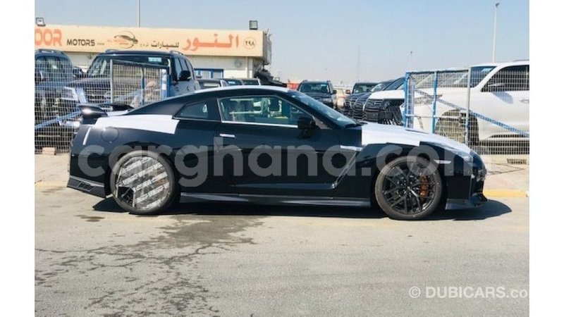 Big with watermark nissan gt r ashanti import dubai 21170