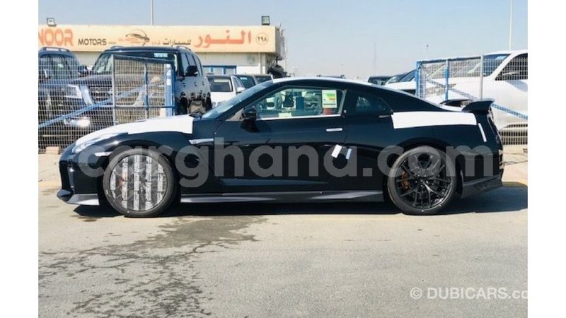 Big with watermark nissan gt r ashanti import dubai 21170