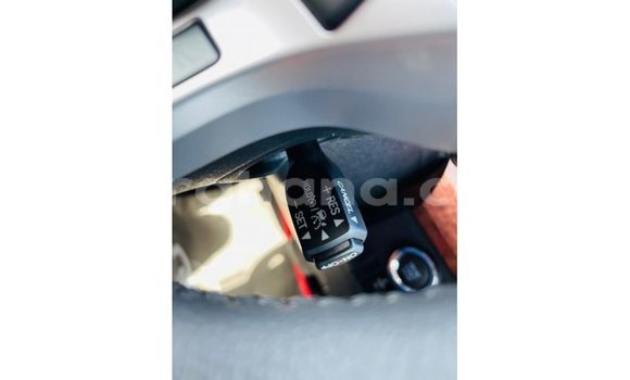 Sayi Imported Toyota Tundra White Mota in Import - Dubai a Ashanti Sayi Imported Toyota Tundra White Mota in Import - Dubai a Ashanti