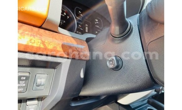 Sayi Imported Toyota Tundra White Mota in Import - Dubai a Ashanti Sayi Imported Toyota Tundra White Mota in Import - Dubai a Ashanti