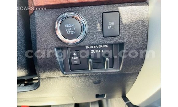 Sayi Imported Toyota Tundra White Mota in Import - Dubai a Ashanti Sayi Imported Toyota Tundra White Mota in Import - Dubai a Ashanti