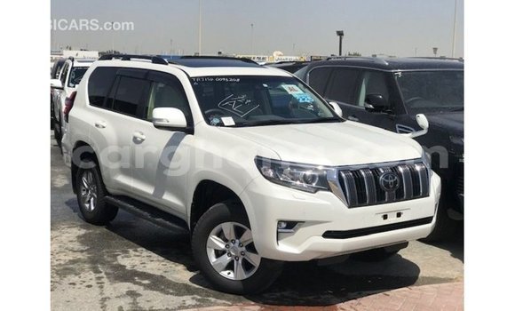 Ra Imported Toyota Prado funfun Ọkọ̀ in Import - Dubai ni Ashanti Ra Imported Toyota Prado funfun Ọkọ̀ in Import - Dubai ni Ashanti