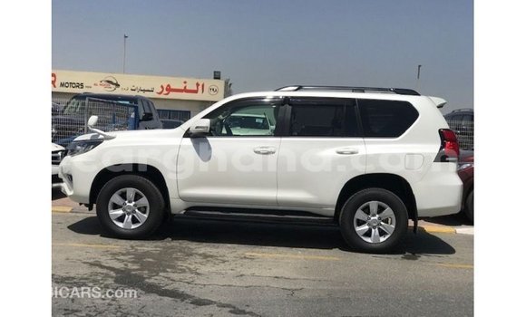 Ra Imported Toyota Prado funfun Ọkọ̀ in Import - Dubai ni Ashanti Ra Imported Toyota Prado funfun Ọkọ̀ in Import - Dubai ni Ashanti