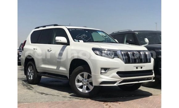 Sayi Imported Toyota Prado White Mota in Import - Dubai a Ashanti Sayi Imported Toyota Prado White Mota in Import - Dubai a Ashanti