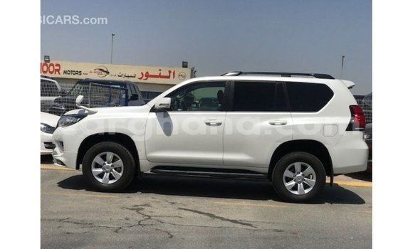 Sayi Imported Toyota Prado White Mota in Import - Dubai a Ashanti Sayi Imported Toyota Prado White Mota in Import - Dubai a Ashanti