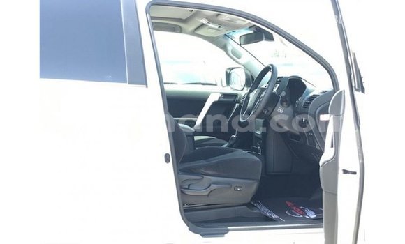 Sayi Imported Toyota Prado White Mota in Import - Dubai a Ashanti Sayi Imported Toyota Prado White Mota in Import - Dubai a Ashanti