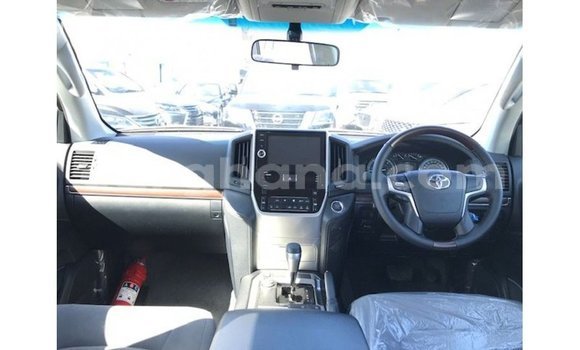 Ra Imported Toyota Land Cruiser funfun Ọkọ̀ in Import - Dubai ni Ashanti Ra Imported Toyota Land Cruiser funfun Ọkọ̀ in Import - Dubai ni Ashanti