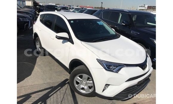 Ra Imported Toyota 4Runner funfun Ọkọ̀ in Import - Dubai ni Ashanti Ra Imported Toyota 4Runner funfun Ọkọ̀ in Import - Dubai ni Ashanti