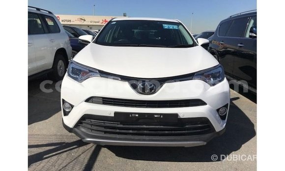 Ra Imported Toyota 4Runner funfun Ọkọ̀ in Import - Dubai ni Ashanti Ra Imported Toyota 4Runner funfun Ọkọ̀ in Import - Dubai ni Ashanti
